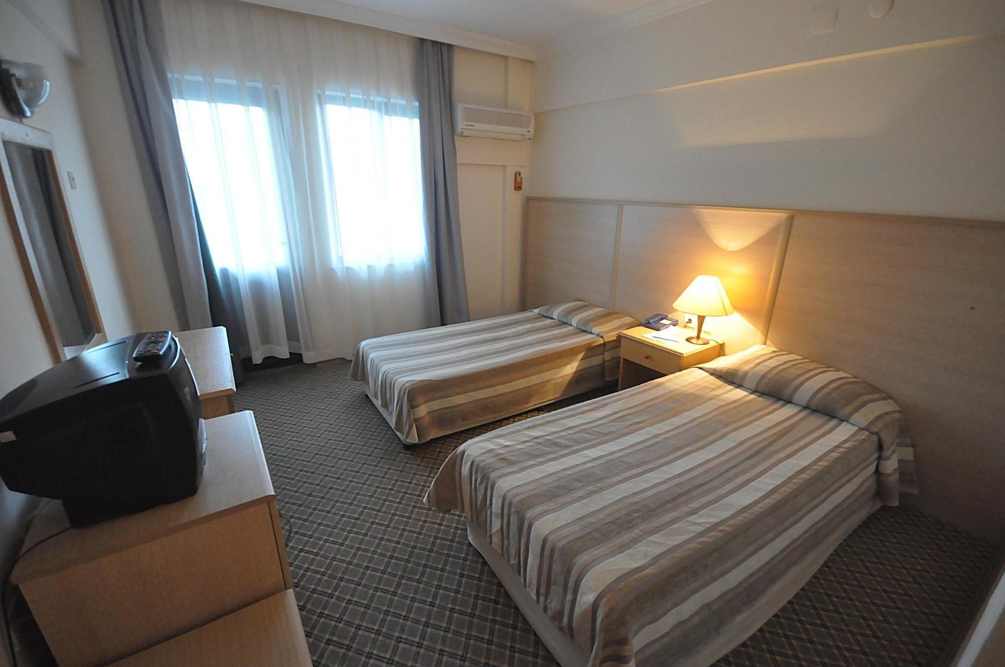 Club Hotel Pineta Armutalan Zewnętrze zdjęcie